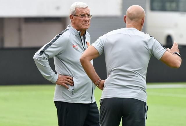 国足明天将远征西亚热身卡塔尔和巴林,里皮重