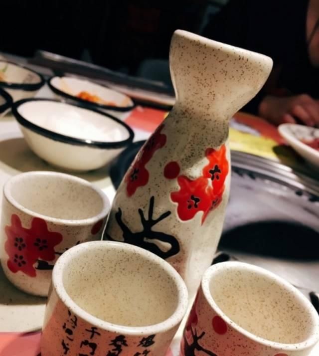 直击:北京三里屯美食排名出炉,孟非小面该排第