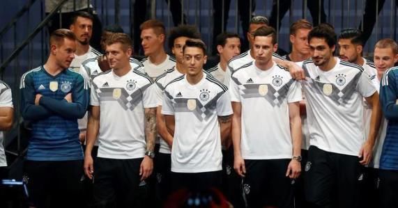 世界杯冠军提前官宣?一场2-1让全欧不安,无解