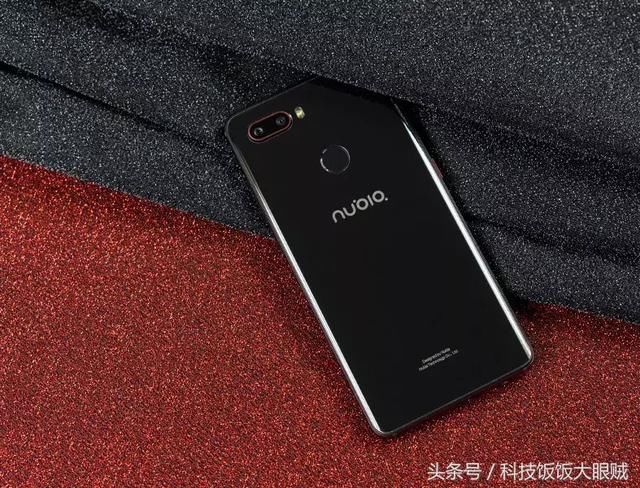 2K以下值得买的手机,除了小米8SE,其他你猜到