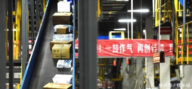 如今快递堆积如山, 为什么会有如此多的快递员