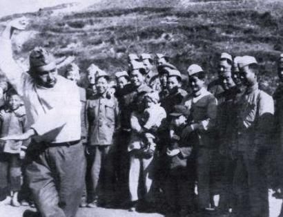 下越军炮台,一运煤工主动帮忙,反而立下一等功