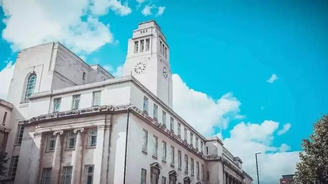 英国校园设施最受欢迎的大学排名