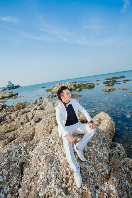 格桑杰新歌《云端上的青海》 全网发行