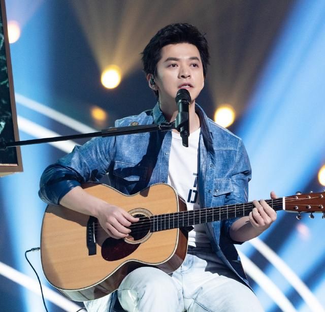 《中国好声音》李健谢霆锋首秀惊艳,印象深刻