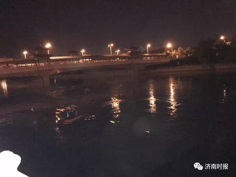 女儿因情感问题跳河轻生 父亲为救她不幸溺亡 女儿因情感问题跳河轻生 父亲为救她不幸溺亡