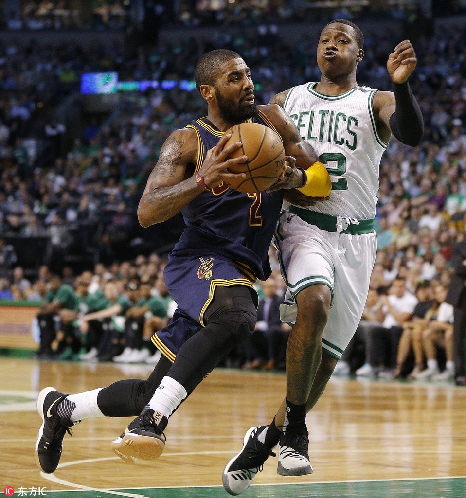 76人刷新球队赛季得分纪录|热议| 60分破纪录,欧神仙:平时不打,但比谁都拼!