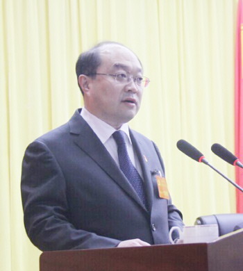 高青县委书记明子春