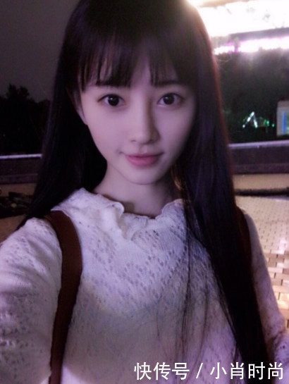 鞠婧祎真敢穿,一袭超短裙穿出性感风,这双纤细