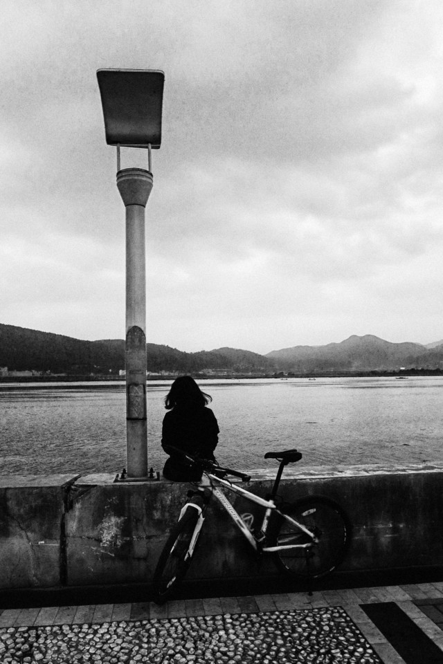 别人拍的黑白叫大片 你拍的怎么那么丧?