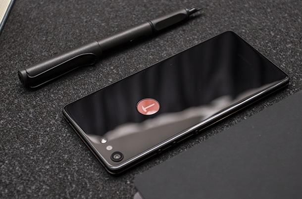 颜值和拍照 坚果pro2和小米6x 该怎么选?