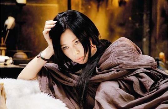 吴京热捧的余男,章子怡直言不认识,她是谁徐峥