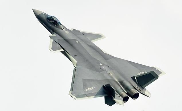 我们有歼10、11、15和16还有歼20,那么歼17、