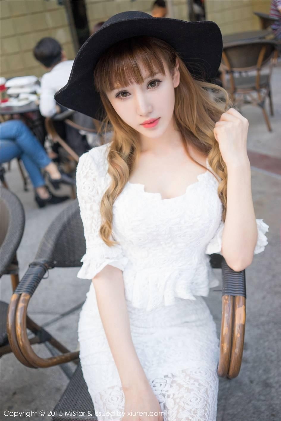 喜欢的女生对你说:我给你介绍女朋友吧。是什