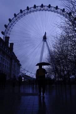杜海涛个岳云鹏纷纷晒吴彦祖照片据说这是吴彦