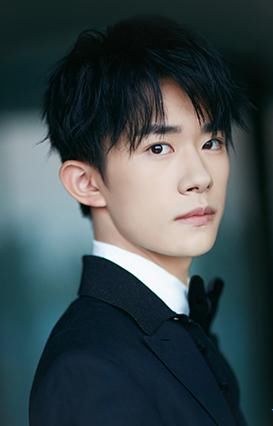 中考没上线的易烊千玺和读中专的吴磊,凭什么