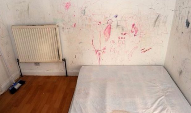 一对夫妇带着3个孩子租房子,欠下4万房租费后