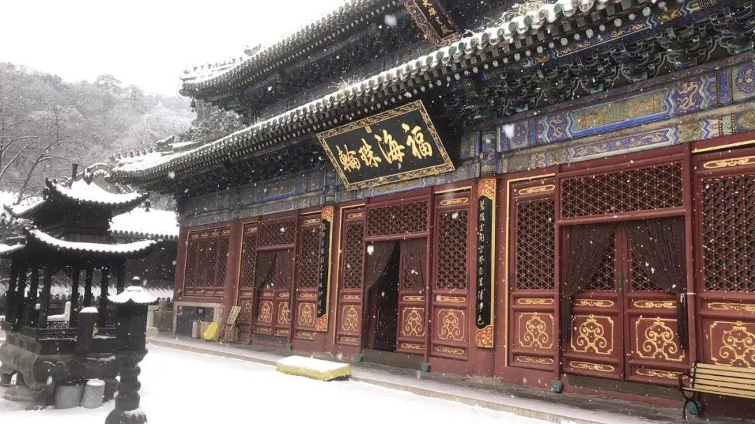 千年古刹潭柘寺、戒台寺景区明日恢复开园,附雪景图 千年古刹潭柘寺、戒台寺景区明日恢复开园,附雪景图