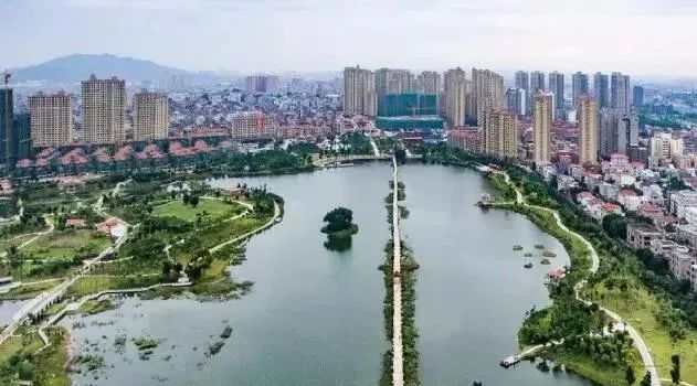 “本地人留恋，外地人向往”的新晋江