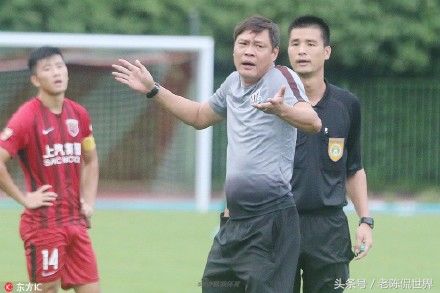 范志毅赴上海足协向裁判道歉 网友:年纪大了,爆