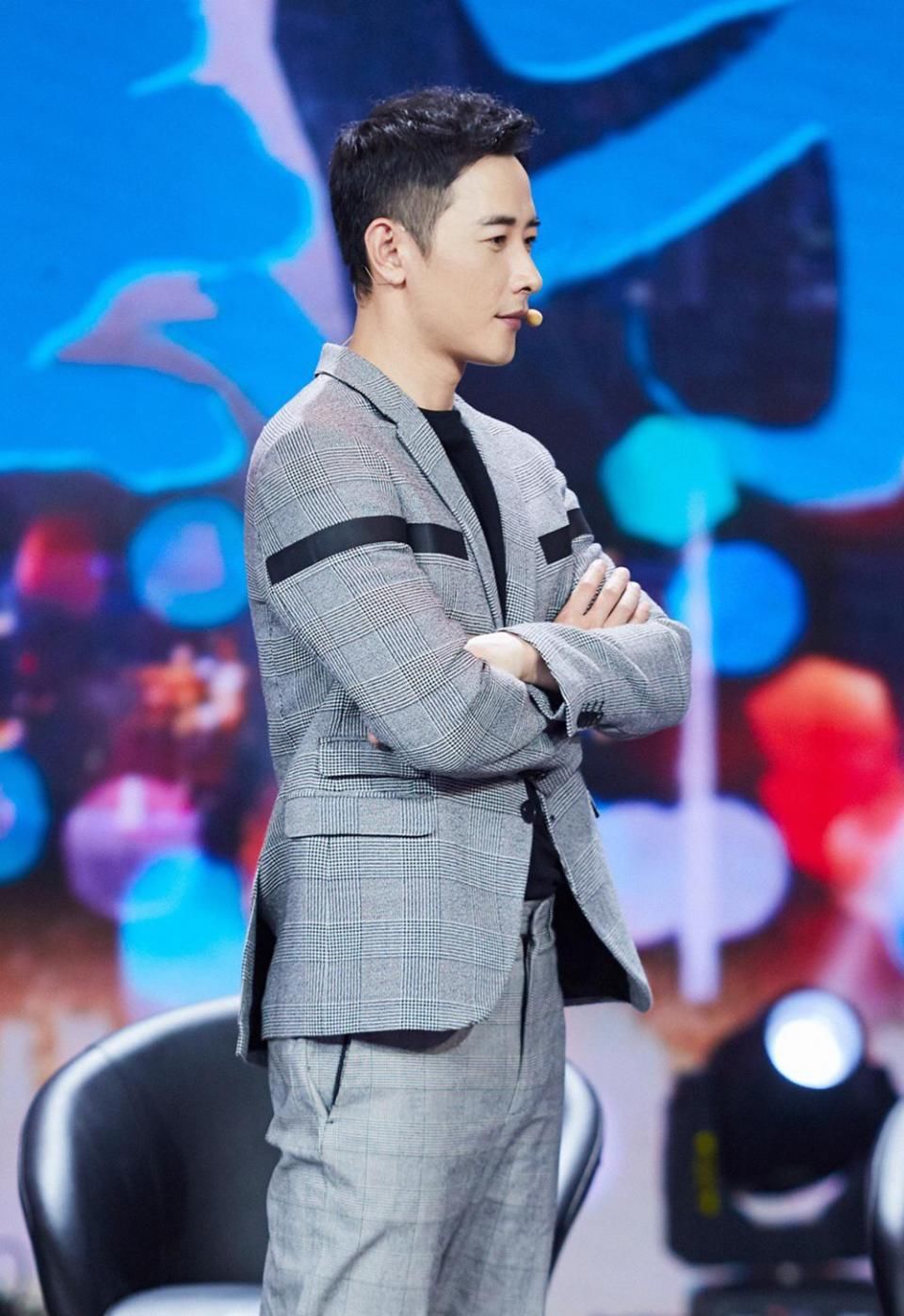 蔡徐坤易烊千玺又撞衫啦,这次还带上了穿同款