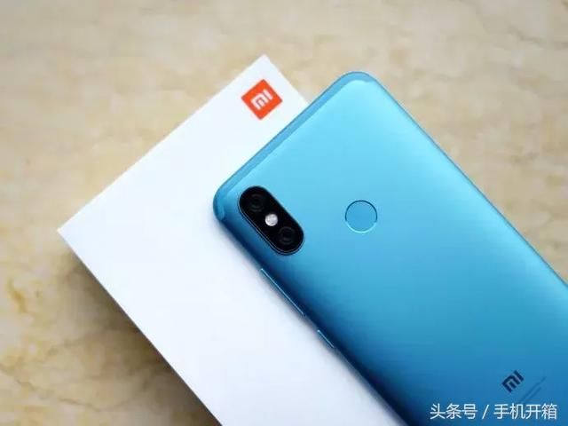 小米6X搭配骁龙660处理器,中端手机开箱