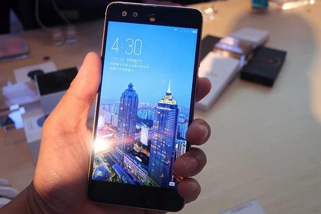 能拍到星星的手机,无边框努比亚Z17S又降新