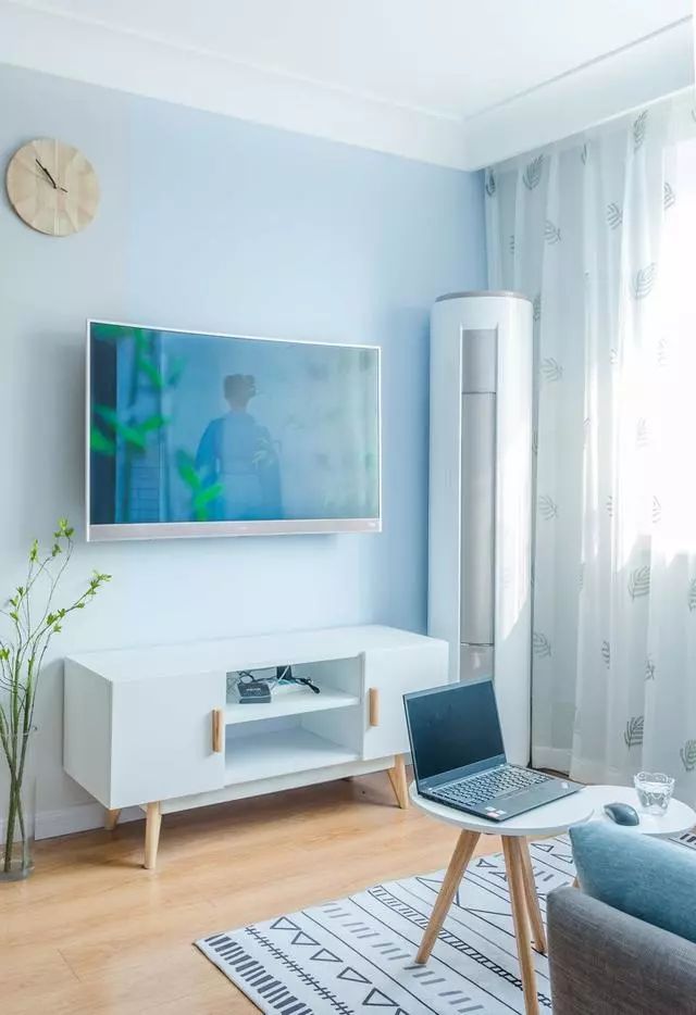 头一次见墙面这样刷漆的,70平小户型装修出来