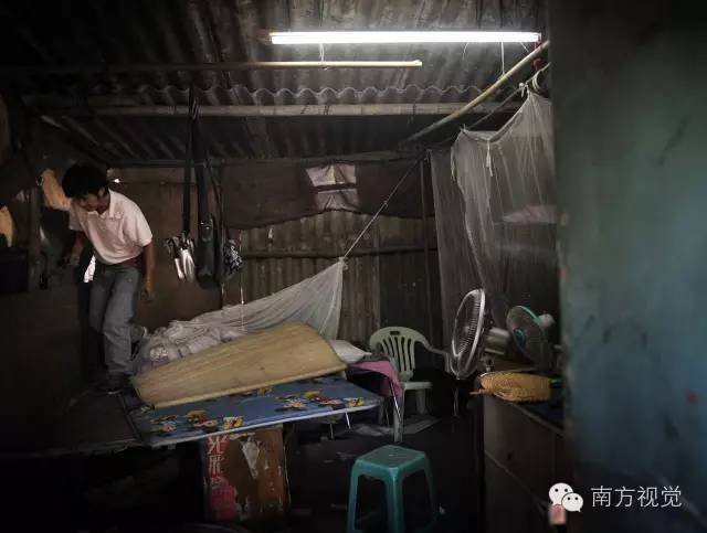 实拍广州贫民窟:孩童和猪鸡狗泥地打滚