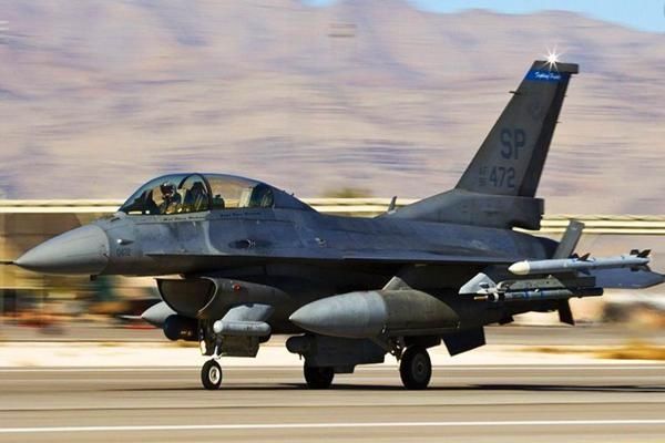 中国第二强战机2018年服役数量超100架,暗示