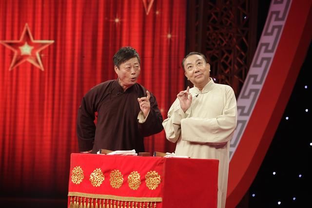 天津相声大会致敬相声大师刘文亨