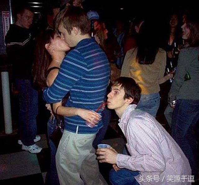 搞笑段子:技术员女朋友来工地了,非说我们的黄