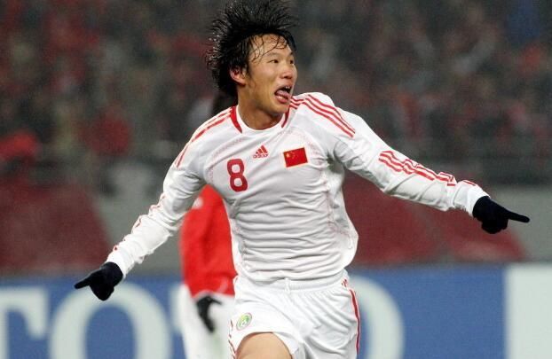 昔日国足核心被高洪波用废沦为替补 巅峰期曾