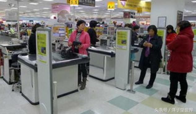 中国人在韩国使用支付宝,当地人不服,结果只能