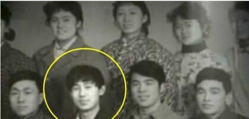 《歌手2》四大男歌星年轻照曝光,腾格尔眉清目