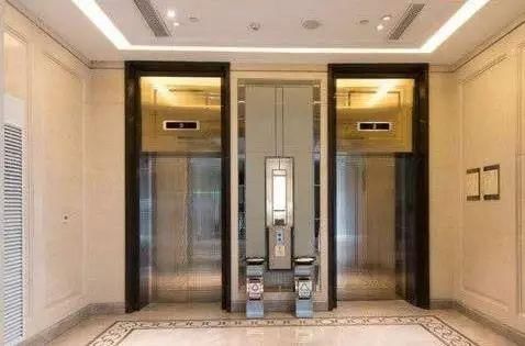 买房选一梯两户还是两梯四户?听内行人说完,后