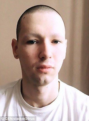 真人版大力水手,在向肌肉注射化学物质后长出