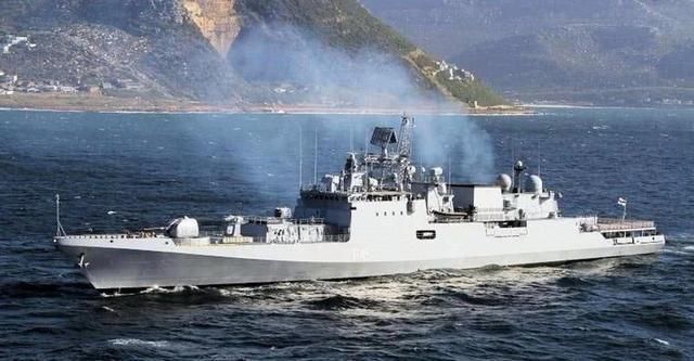 4艘中国054A护卫舰驶向巴基斯坦定居 印度再