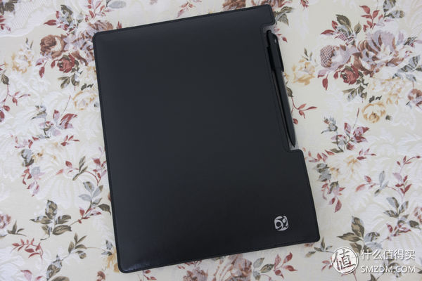 书中自有颜如玉,拥有10.3寸柔性屏的国文一本