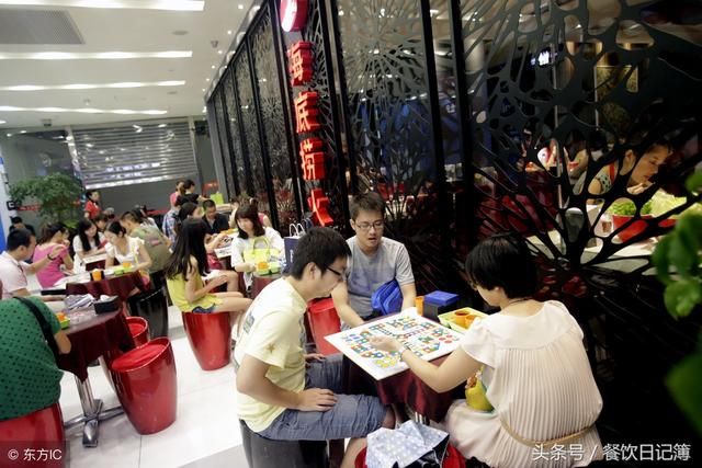 说说在海底捞的就餐体验,既省钱又学到了~