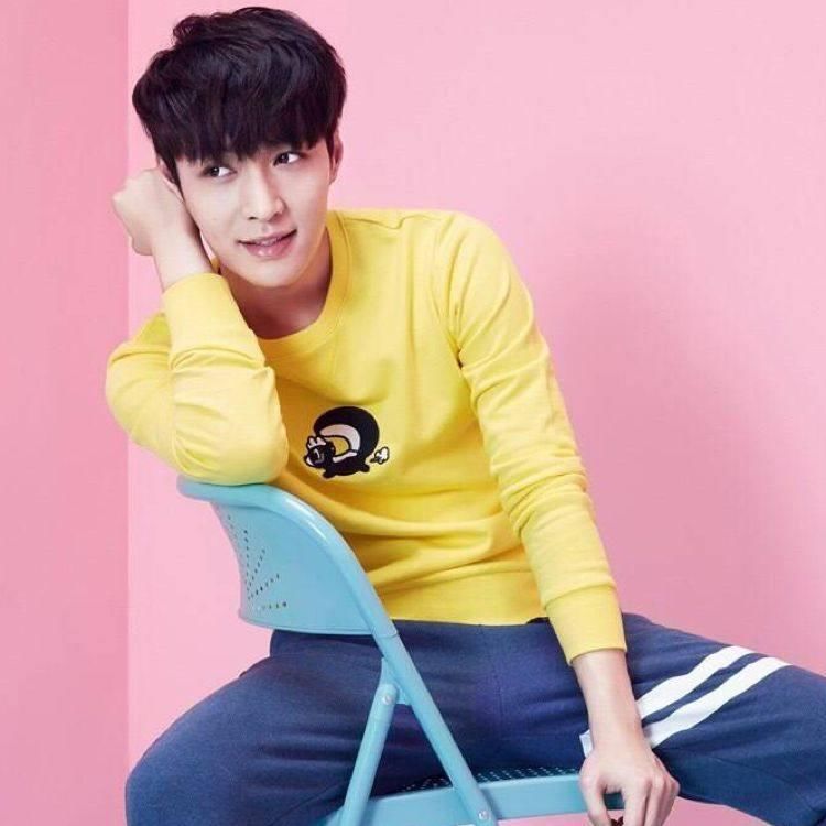 谢娜产后复出搭档杨迪主持新综艺,嘉宾阵容有