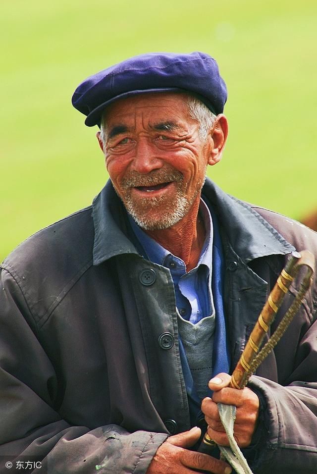 为什么中亚这些国家的人长相像我们中国人?因