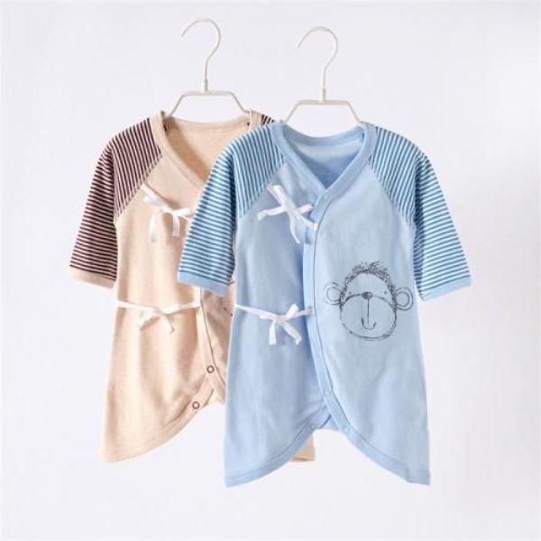 宝宝多大适合穿连体衣?穿连体衣有什么益处?