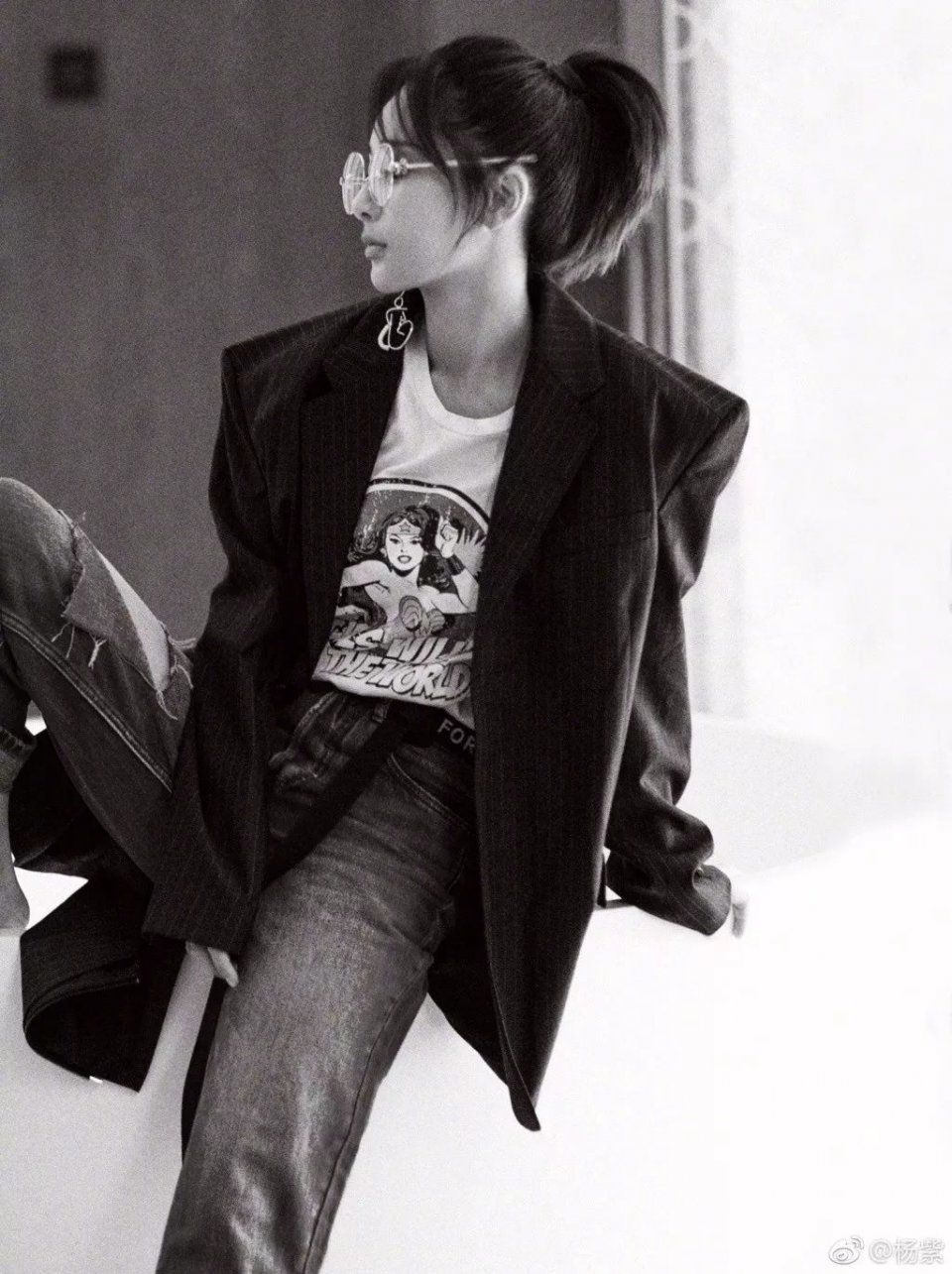 穿过杨紫头发的我的手,顺滑得让人想暴走!