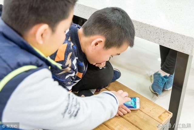 学校建议教师周末免费补课,教师否定,年级处:要