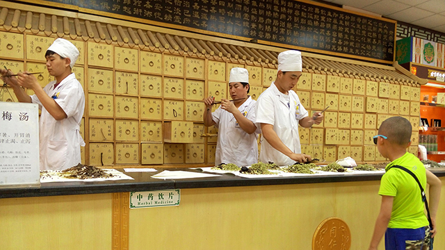 百年老店同仁堂开进柬埔寨 百年老店同仁堂开进柬埔寨