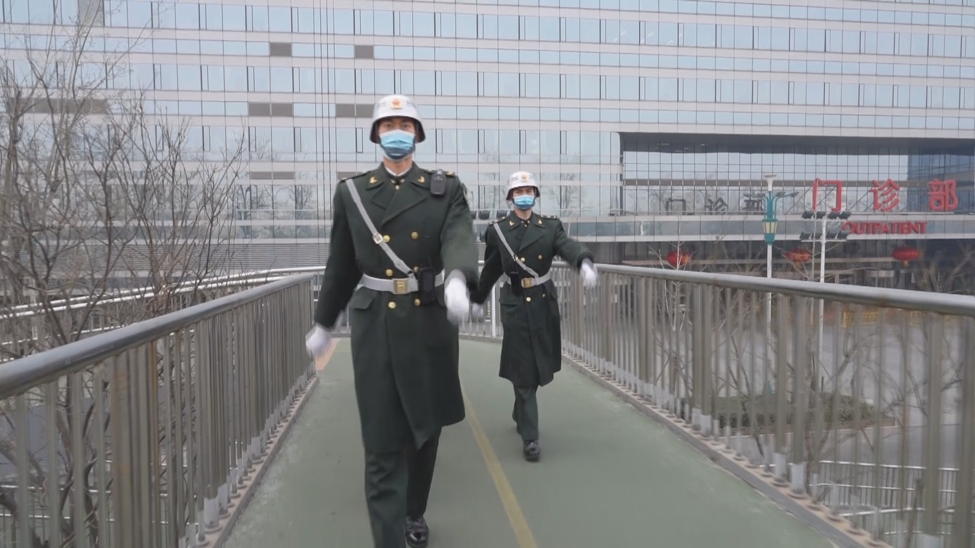 北京卫戍区某纠察连指导员 陈起:"巡逻走一路,好事做一路,是我们卫戍