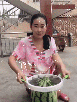 亲侄子写的作文，老师看后笑弯腰，嫂子满脸通红，哥哥尴尬不已
