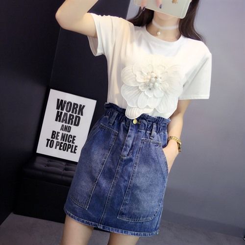 有一种魅力:叫勾魂裙,婀娜又多姿,上街回头率