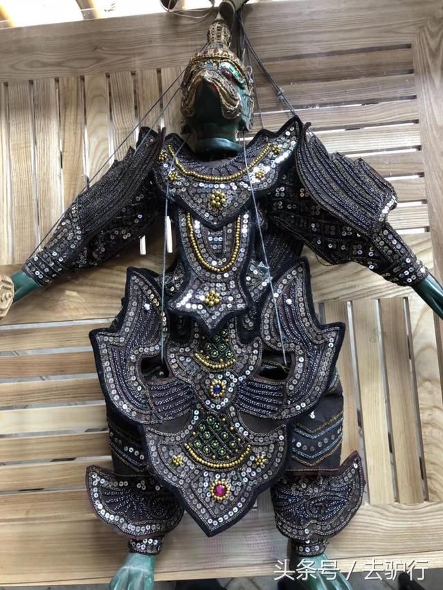 曼德勒机场500元高价买1只木偶,是中国游客才